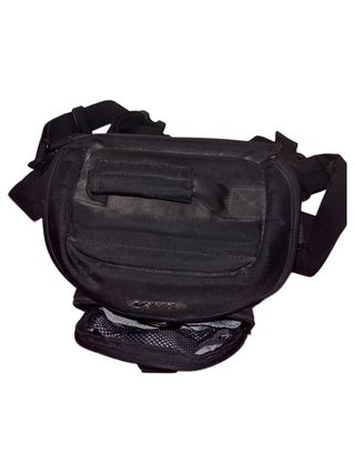 Cámara Canon EOS D30 + objetivo y accesorios