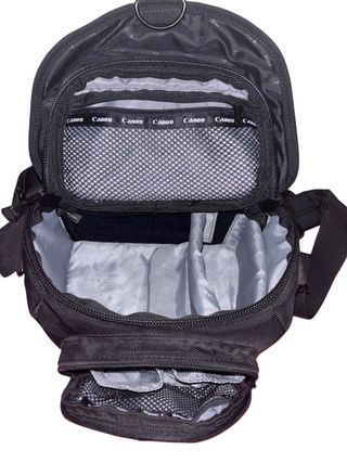 Cámara Canon EOS D30 + objetivo y accesorios