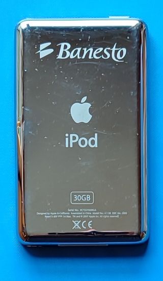 iPod Video 5a Gen 30GB Negro con Funda Protectora