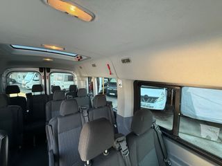 Ford Transit minibus 14p 131cv L3H2 2016