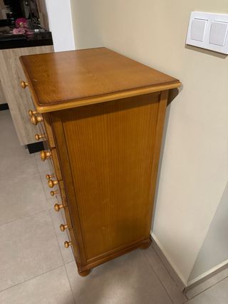 Cómoda de pino con 6 cajones