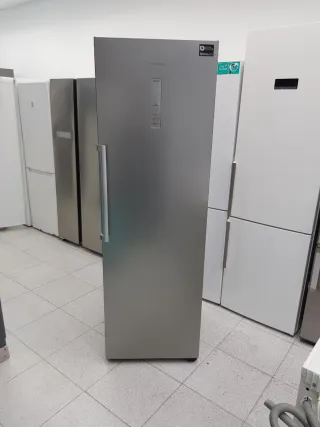 Nevera vertical Samsung Digital Inverter 185,cm