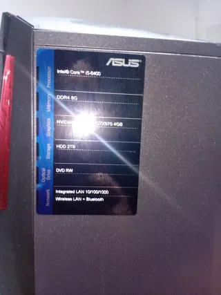 PC Torre Negra y Gris