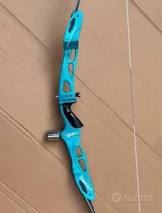 Kit Arco Nudo Exe Wizard ILF 68" 22 lbs Nuovo