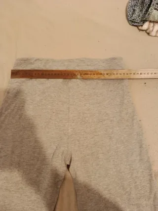 Pantalón gris mujer acampanado