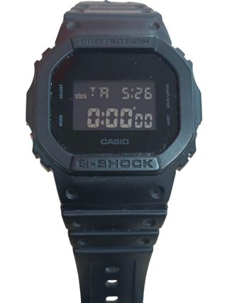 RELOJ DIGITAL CASIO DW5600BB + CAJA