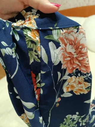 Pantalón ancho estampado floral