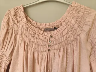 Blusa Zara fruncida rosa Talla S