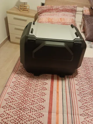 Top Case + Respaldo BMW R1300 (Sin Estrenar)