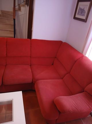 Sofá rinconera rojo