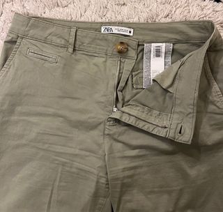 Pantalones chinos Zara verde oliva