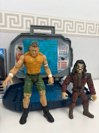 Lote figuras y juguetes coleccionables