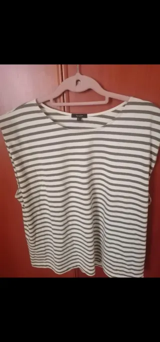 Camiseta de rayas beig, verde