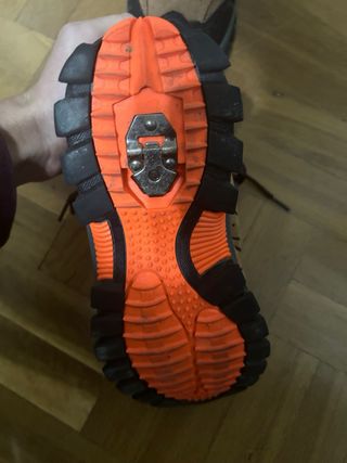 Botas de montaña para nieve y hielo