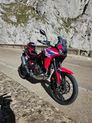 Honda Africa Twin 1100 . Año 2024. 3600 km.