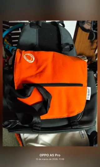 Carro de paseo Bugaboo, maxicosi, patín, sacos....