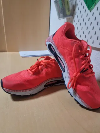 Zapatillas Under Armour HOVR Infinite Naranja