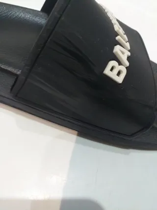 Chanclas Balenciaga Negras