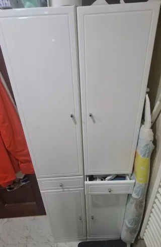 Armario blanco lacado