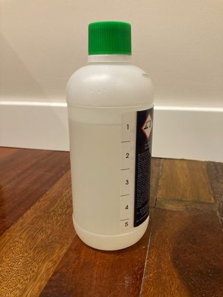 Cafetera Nespresso Krups Roja + Descalcificante