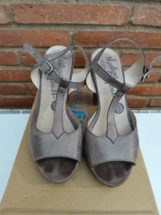 Sandalias Mustang tacón