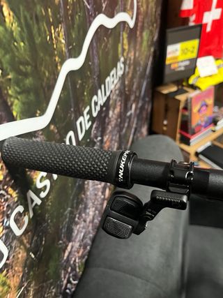 Nukeproof Megawatt Carbon Pro Talla M - ¡NUEVA!