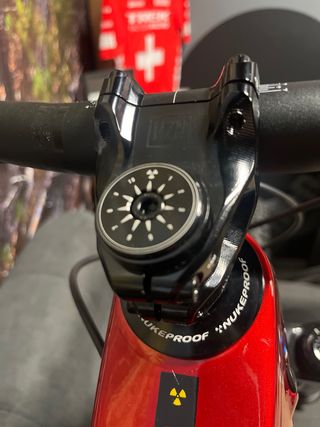 Nukeproof Megawatt Carbon Pro Talla M - ¡NUEVA!