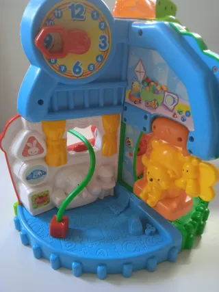 Granja VTech Casita Sorpresas con luces y sonidos