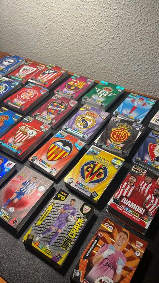 Cromos de fútbol Adrenalyn temporada 25/26