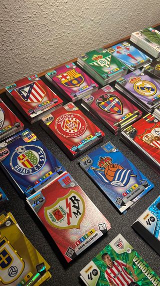 Cromos de fútbol Adrenalyn temporada 25/26