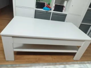 Mesa abatible blanca y madera