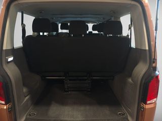 Volkswagen Transporter Caravelle Trendline FWD