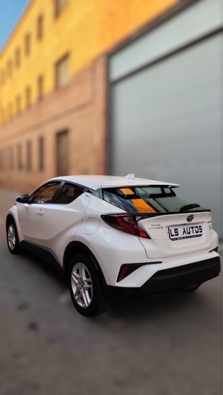 Toyota C-HR 2021