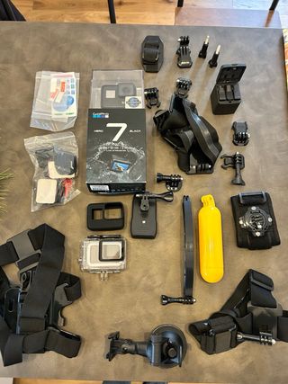GoPro Hero 7 Black + accessori