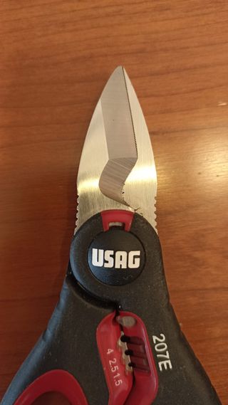 Tijeras electricista USAG con funda