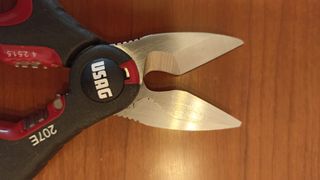 Tijeras electricista USAG con funda