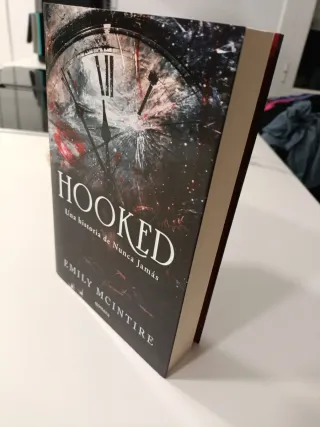 Hooked: una historia de nunca jamás / Hooked: A...