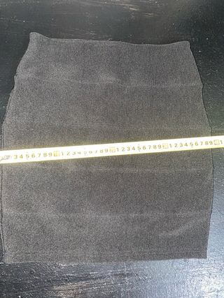 Conjunto blusa Roja y Falda Negra