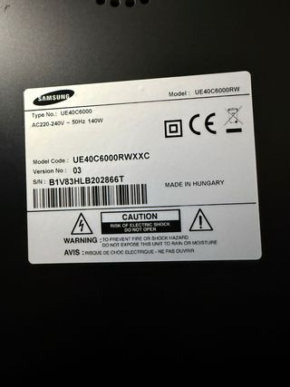 Televisión Samsung 40” Negra