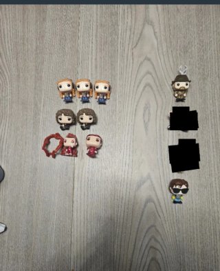 Figuras Stranger Things Kinder Joy