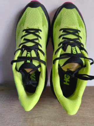 Zapatillas Hoka Verde y Rosa Sólo envío