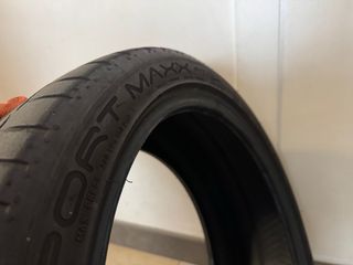 Neum. Dunlop Sport Maxx RT 225/40 R18 92Y DEFECTO
