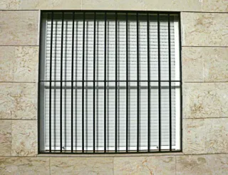Rejas económicas Cheap Bars