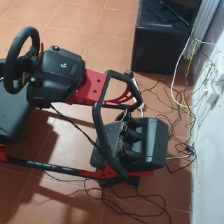 Cockpit GT3 Superfast + Volante Logitech G923
