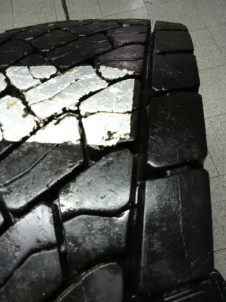 Neumático Camión Dunlop SP 446