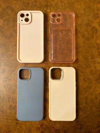 iPhone 14 Bianco 128GB con 4 custodie