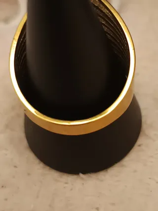 Anillo Acero dorado diseño ondulado