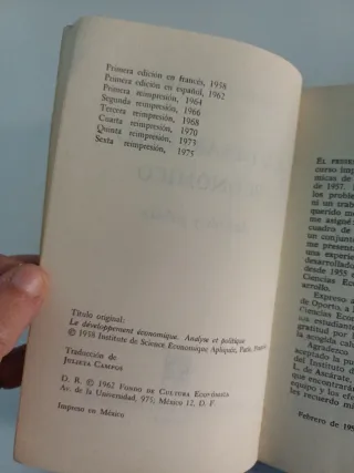 El desarrollo económico - Raymond Barre