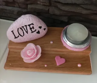 Piedra decorativa Love artesanal