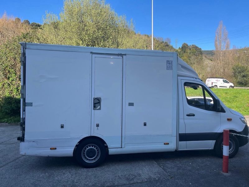 Mercedes-Benz Sprinter 2021, foto 6
